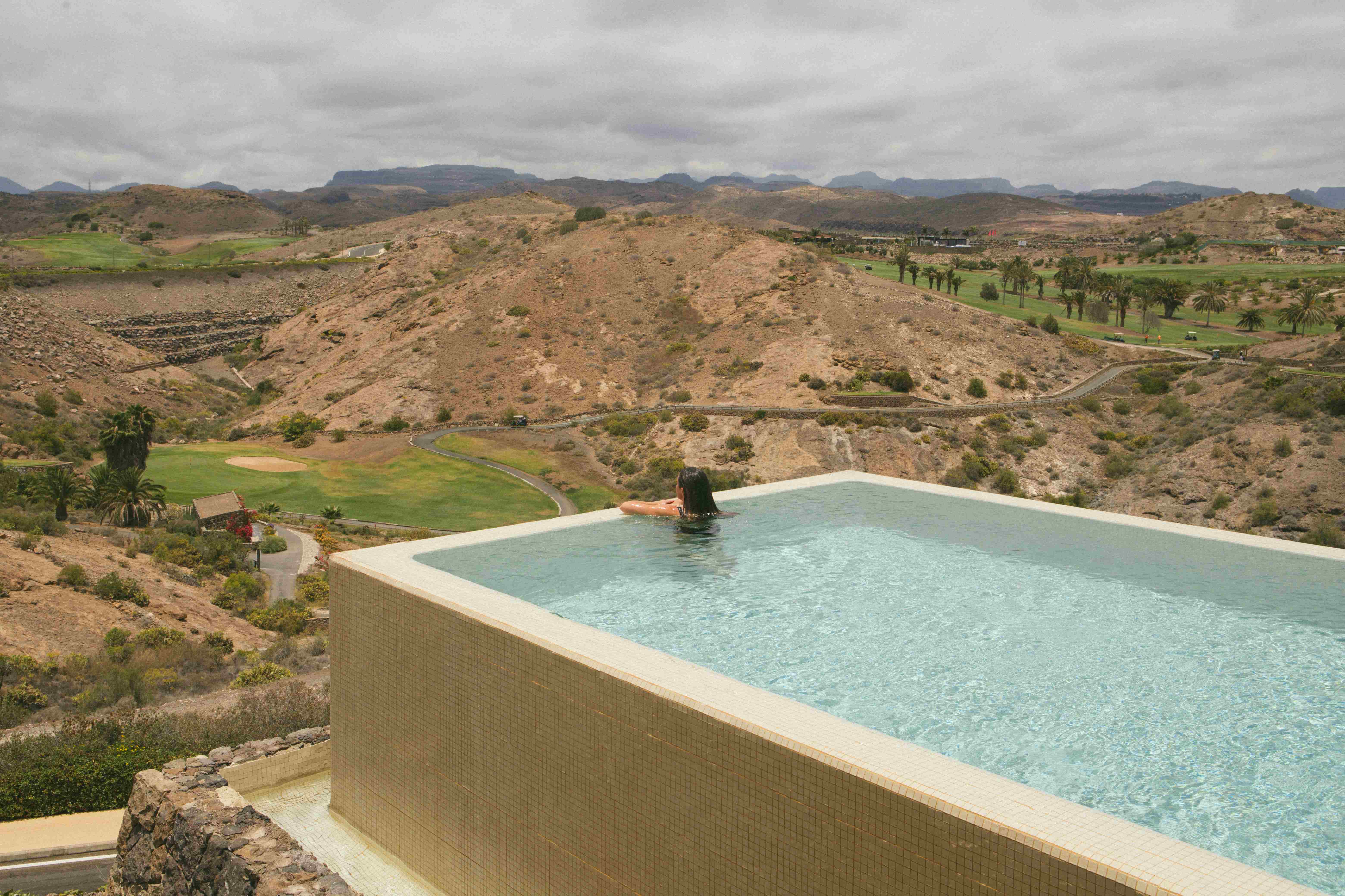 Book Masaje Canario online at Be Aloe Wellness - Spalopia.com